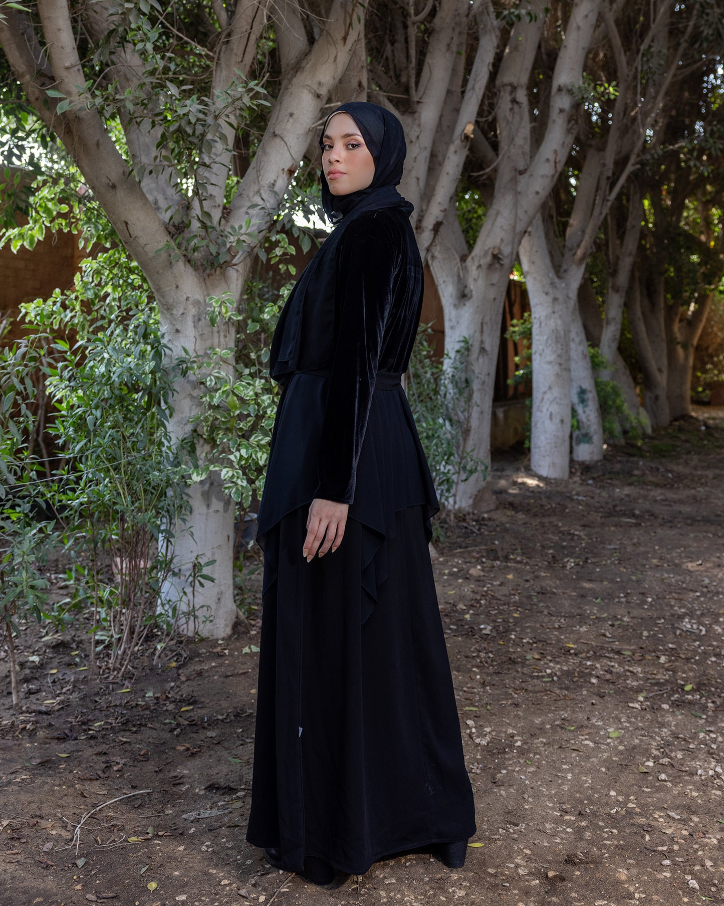 Velvet Peplum Abaya Code 112