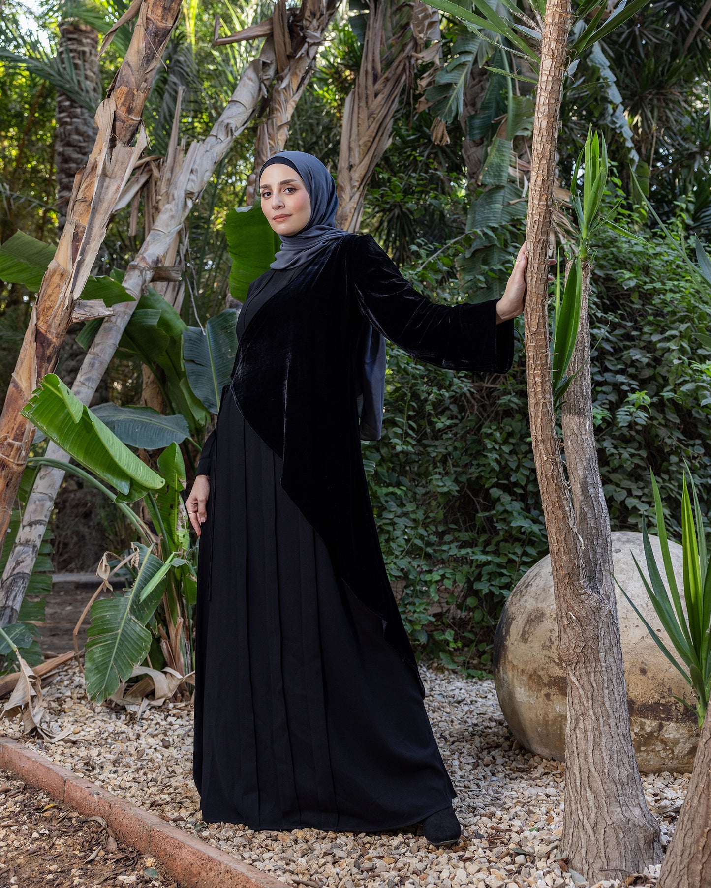 Velvet Tie Side Abaya Code 34