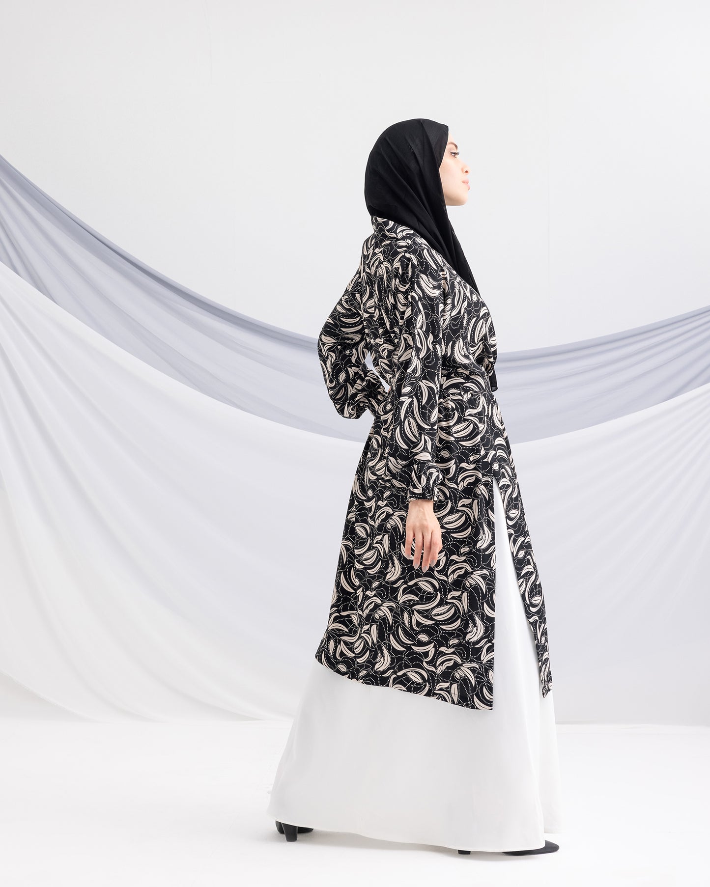 Crepe Free Size Cardigan 180