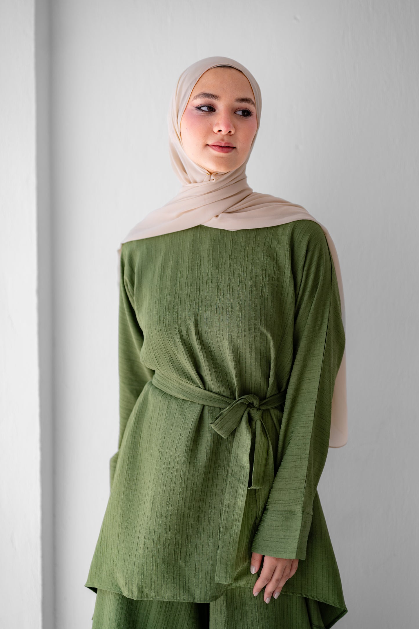 Crinkle Asymmetric long Blouse code 10 C