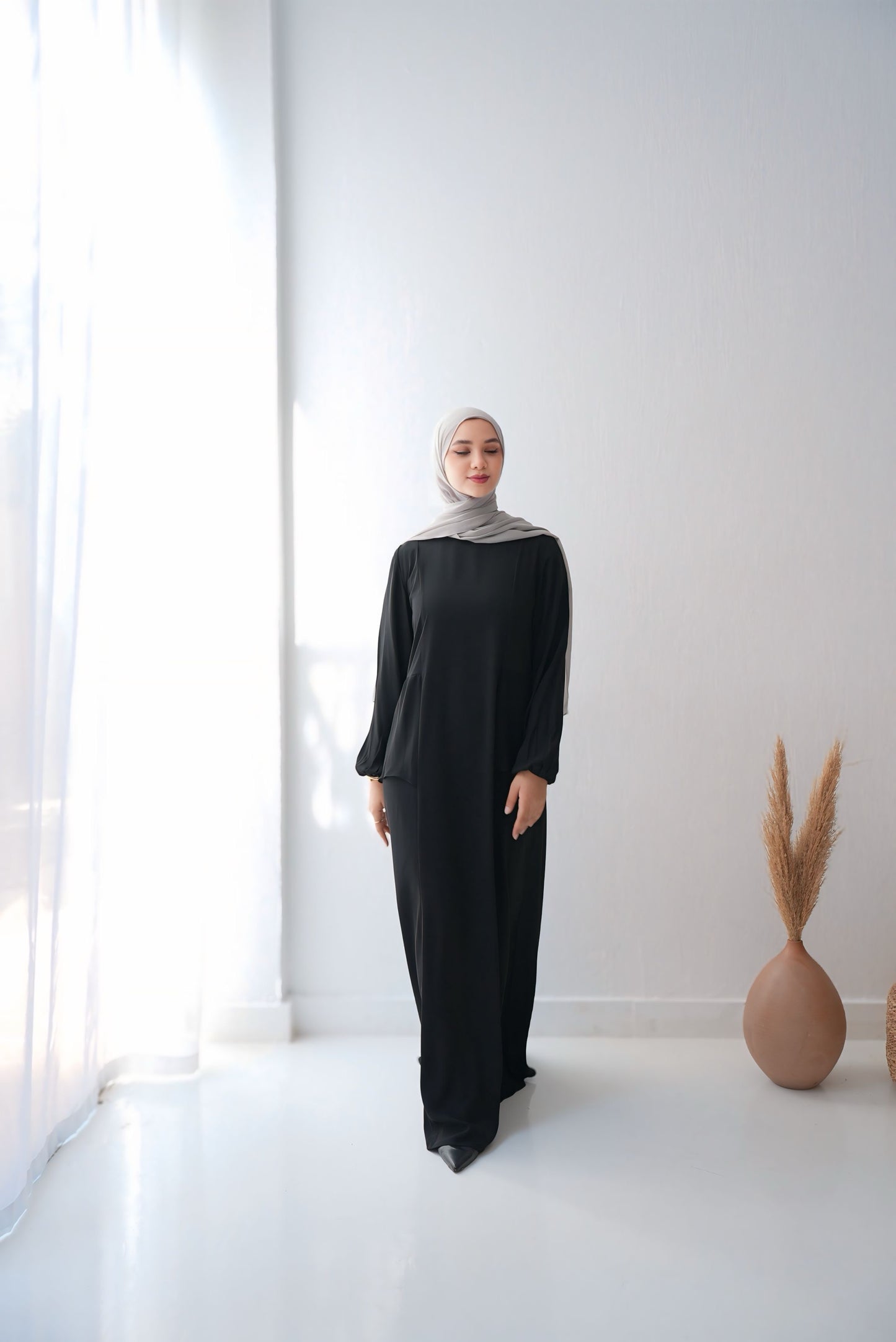 Zeina Simple Crepe Abaya with sides Chiffon Ruffles Code 404
