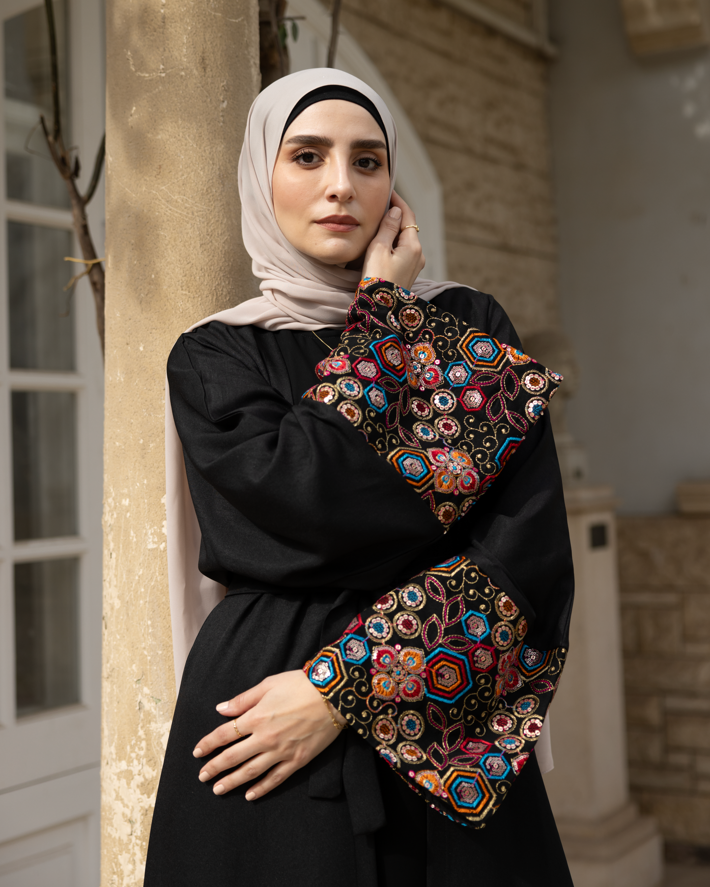 Linen Kaftan with Embroidered Linen Code 1111 Embroidered Black
