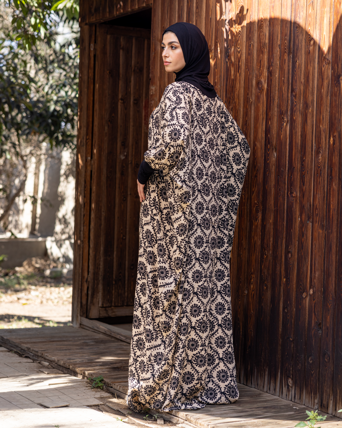Cotton viscose Esdal beige& Black Code 333
