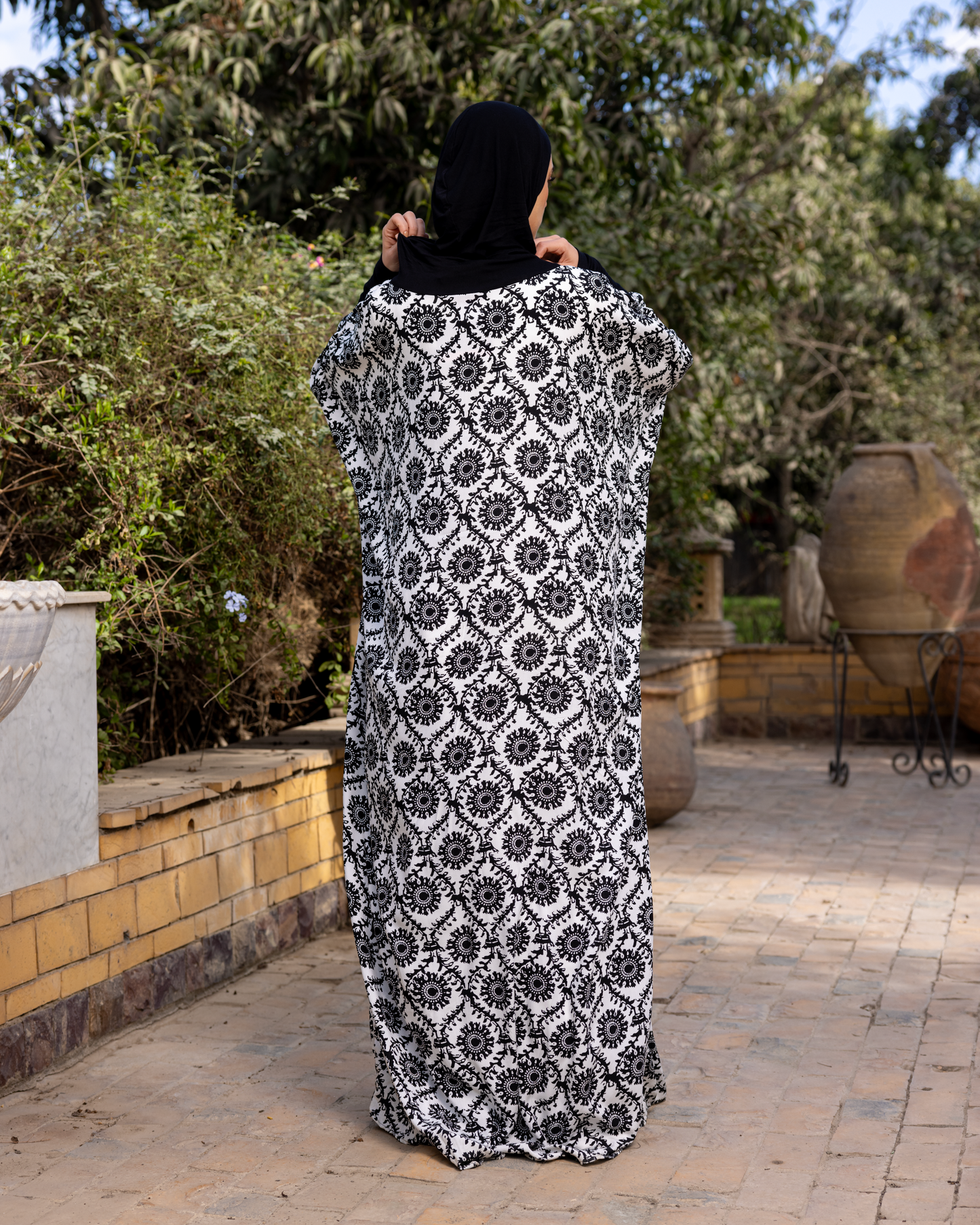Cotton viscose esdal Code 333 black & White