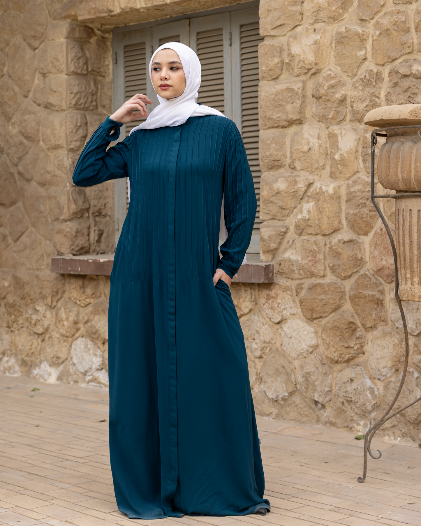 Crepe abaya code 811 Teal