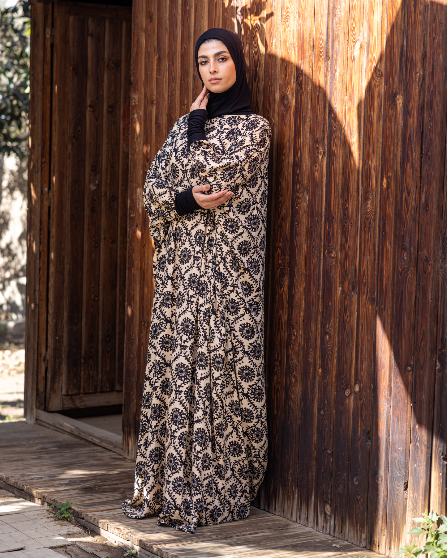 Cotton viscose Esdal beige& Black Code 333