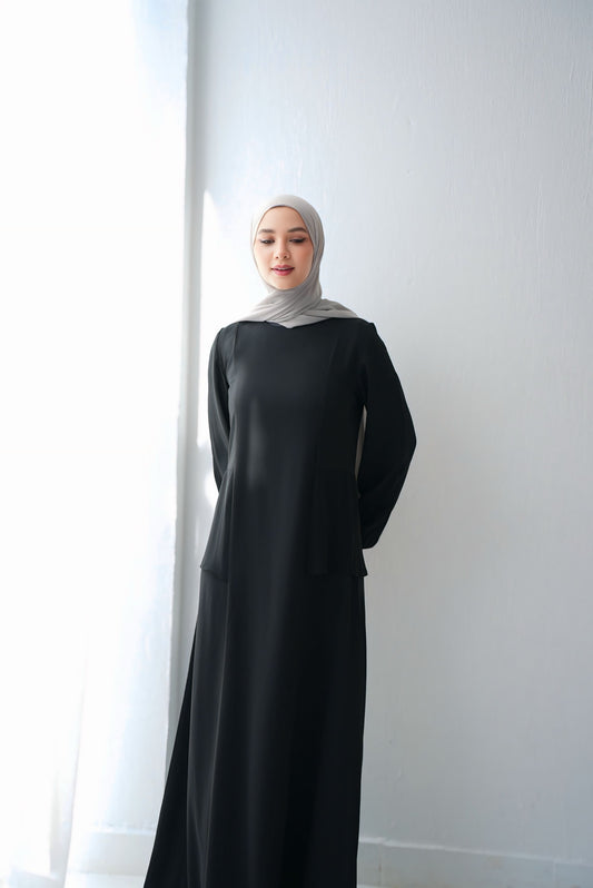 Zeina Simple Crepe Abaya with sides Chiffon Ruffles Code 404