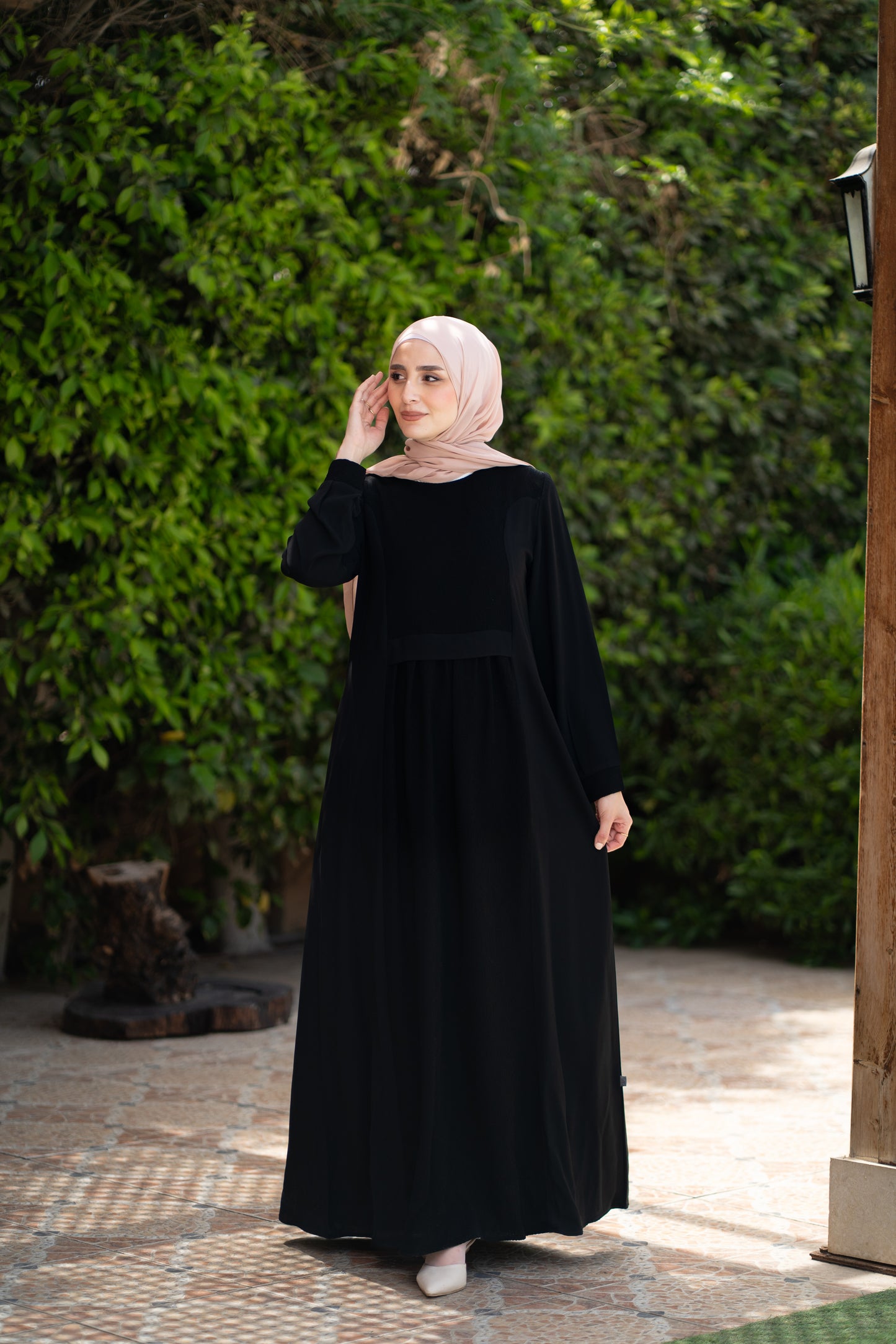 Elegant abaya code 84B