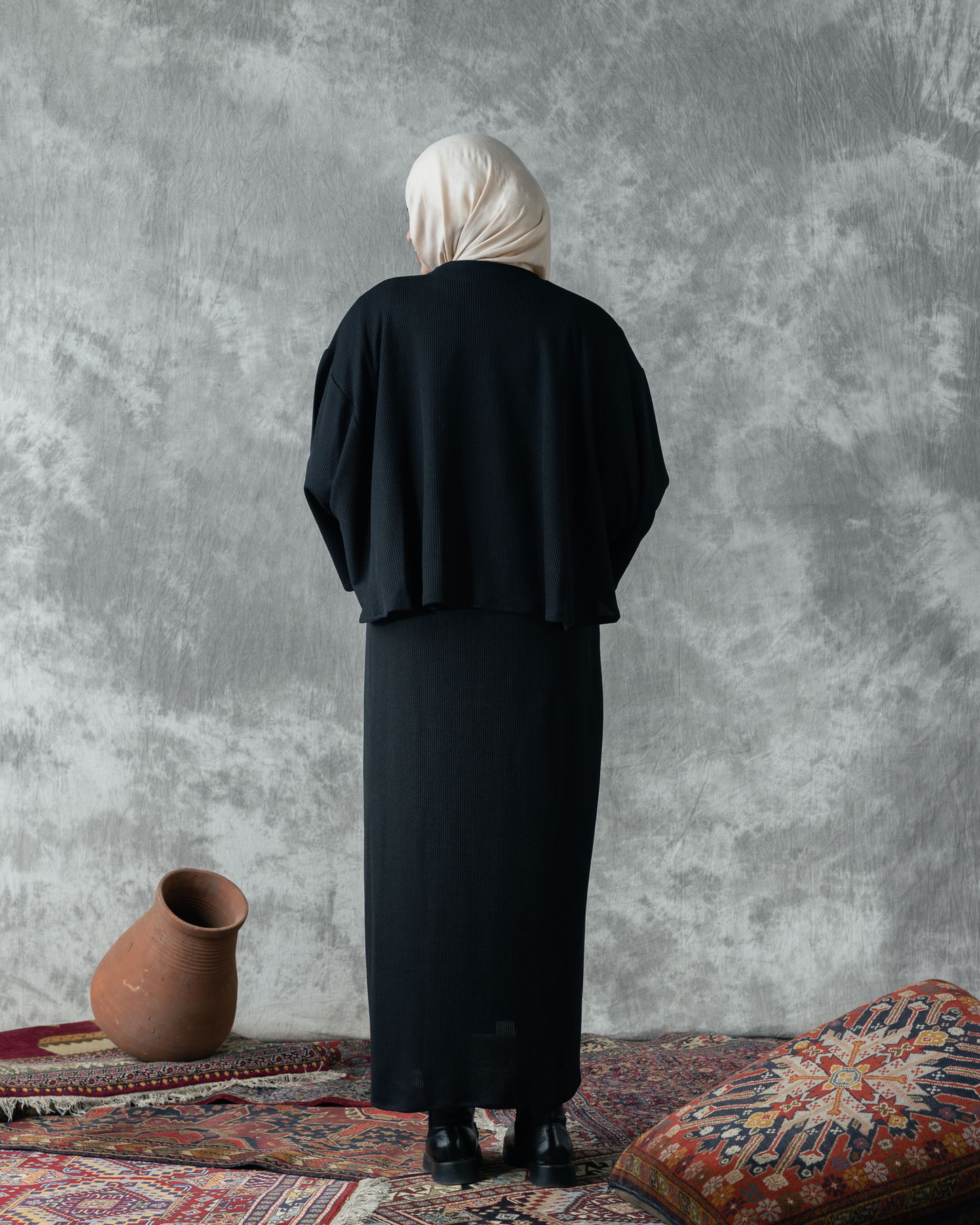 Wool Rib dress & Cape code FW90 black