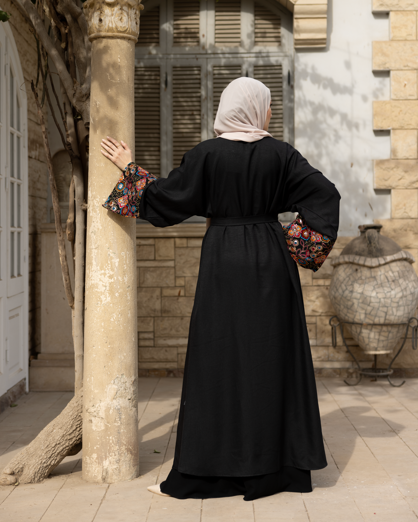 Linen Kaftan with Embroidered Linen Code 1111 Embroidered Black