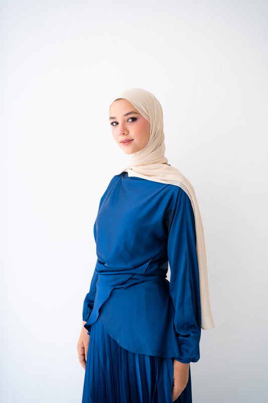 Satin Blouse Code 308 Blueالبلوزة فقط