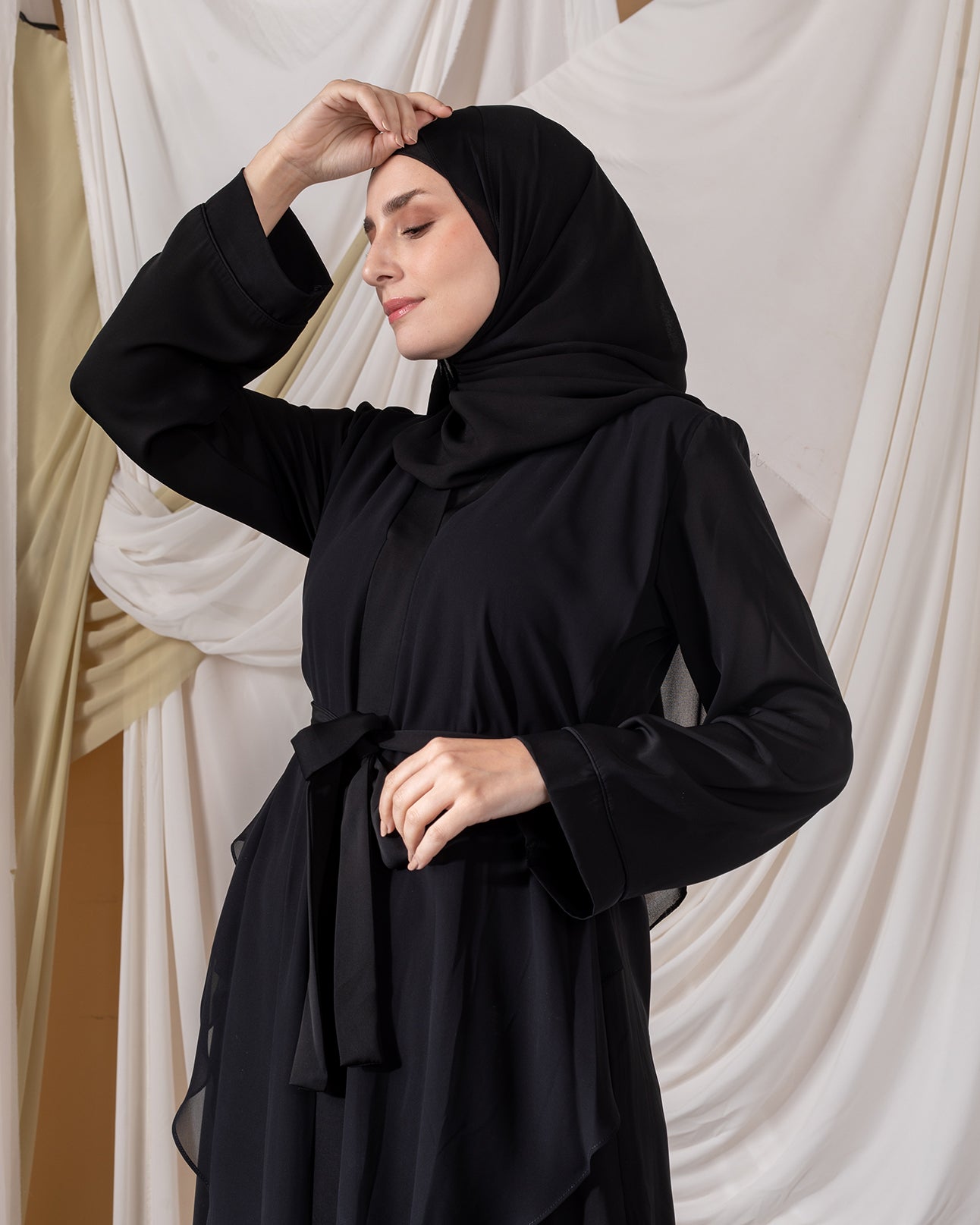 Abaya Code 32 Black