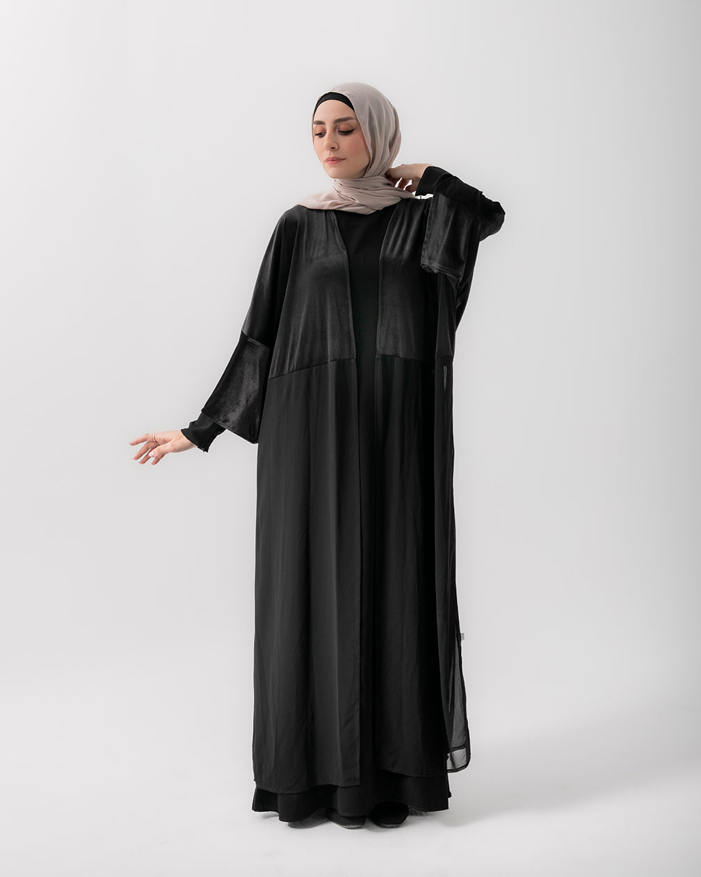 Free Size Velvet Cape Black Code FW 110 black