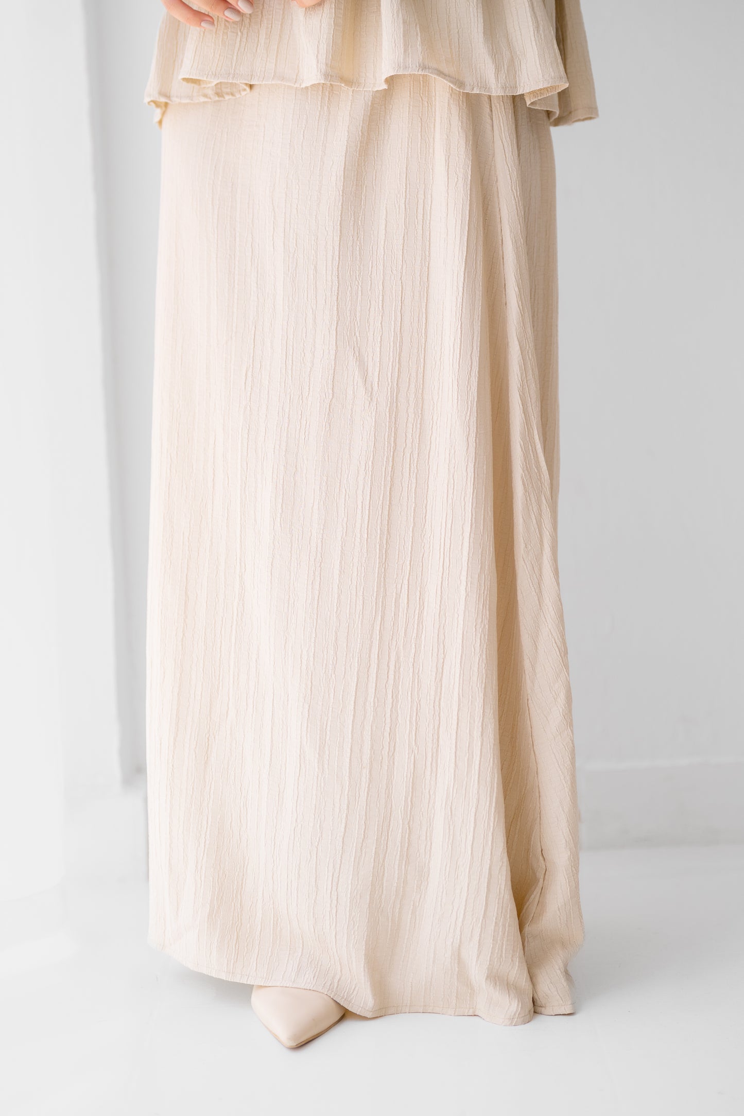 Soft Crinkle Basic Skirt Code 119 Beige