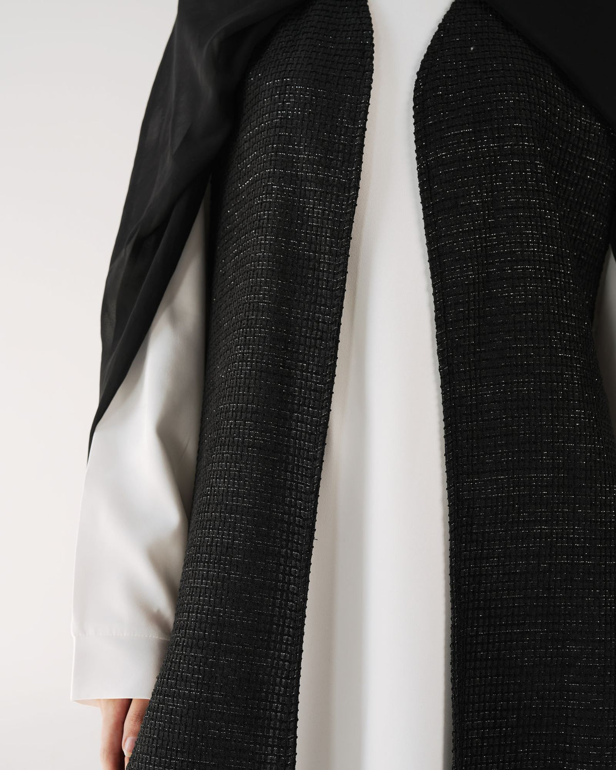 Odette Black Shimmer Bouclé Tweed Vest Fwc55
