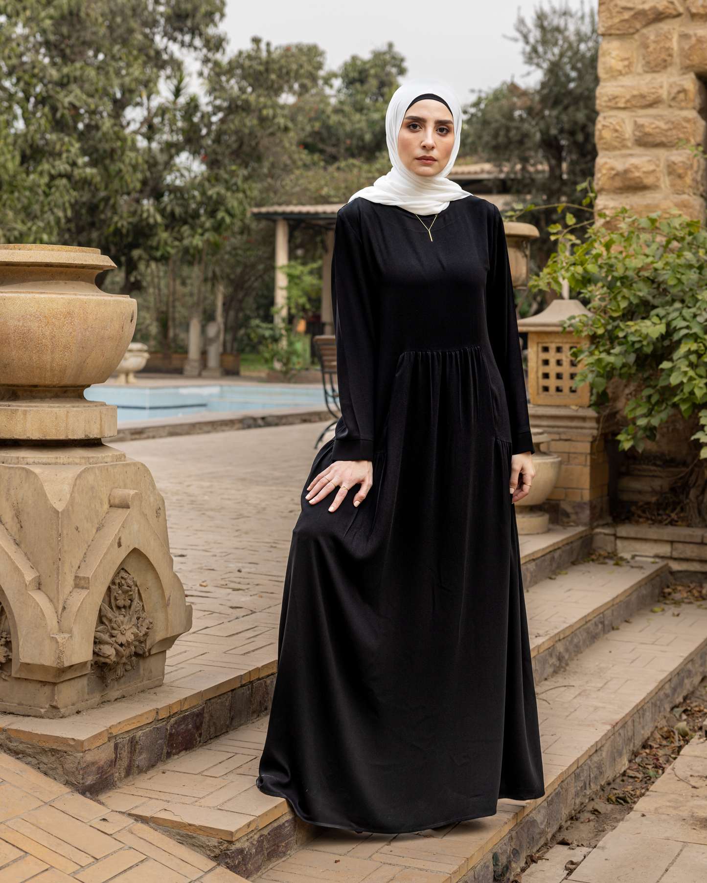 Crepe Abaya with pockets Code 301 Black