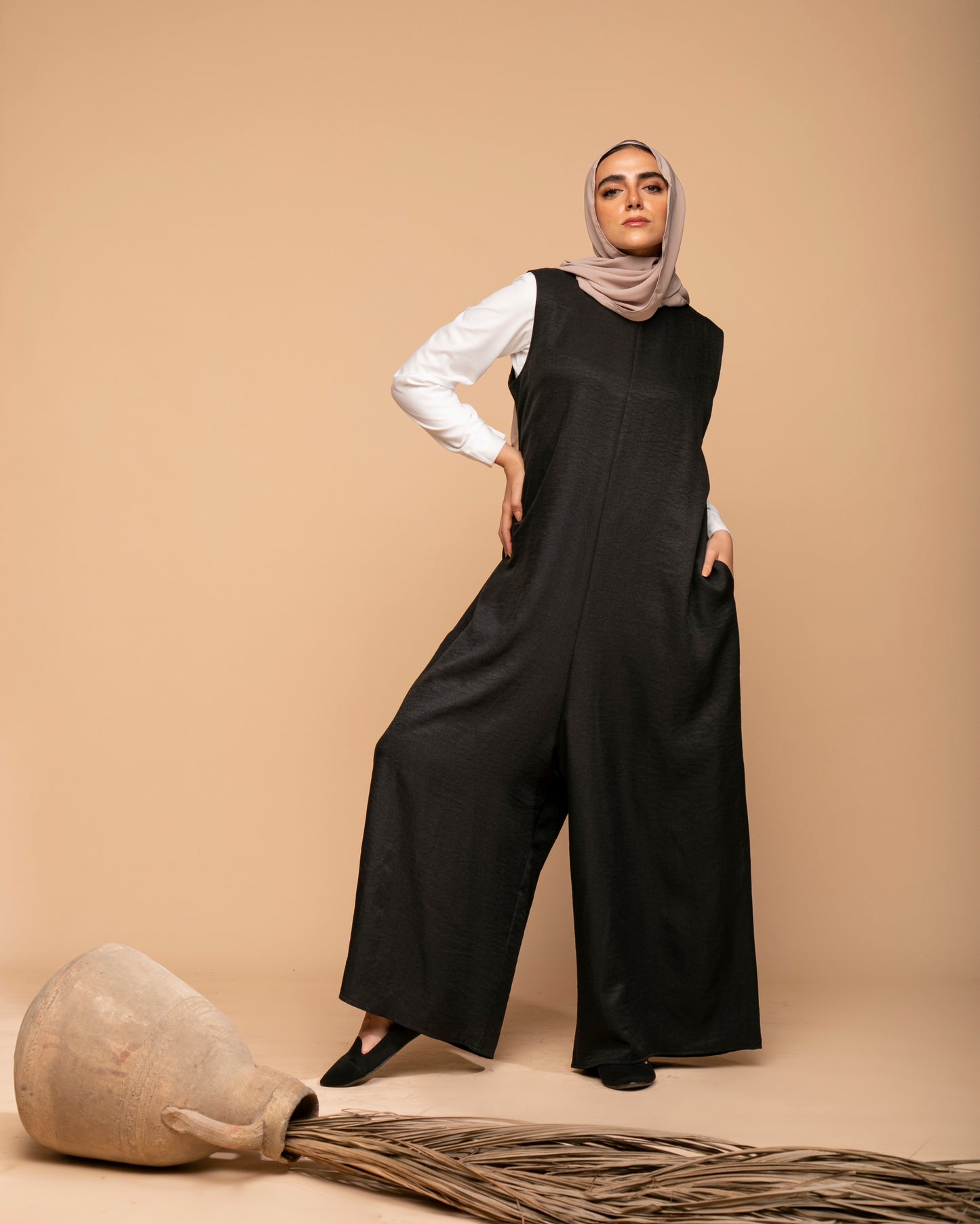 Sleeveless Jumpsuit Black code 117