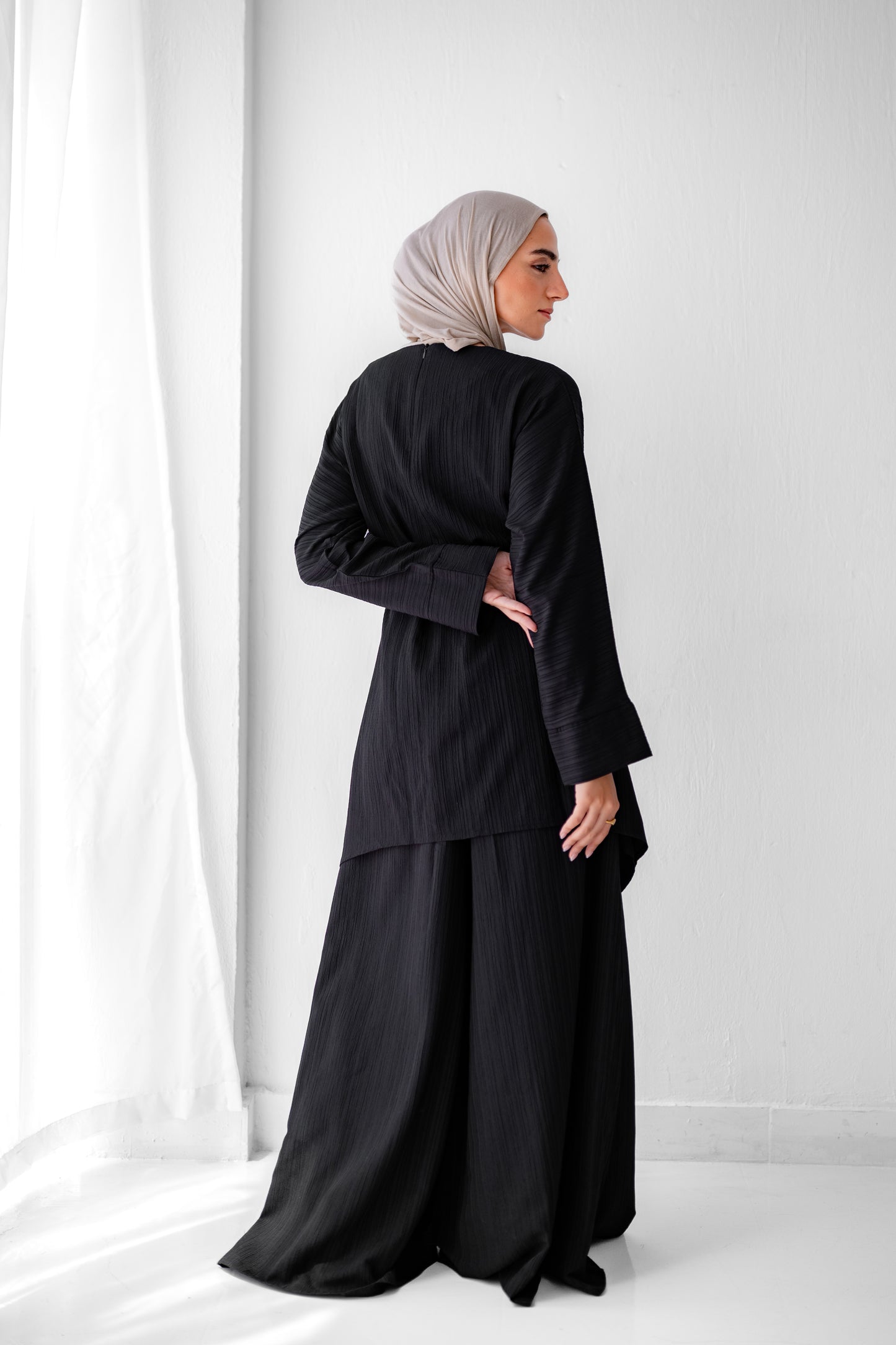 Crinkle Asymmetric Long Blouse Code 10 C