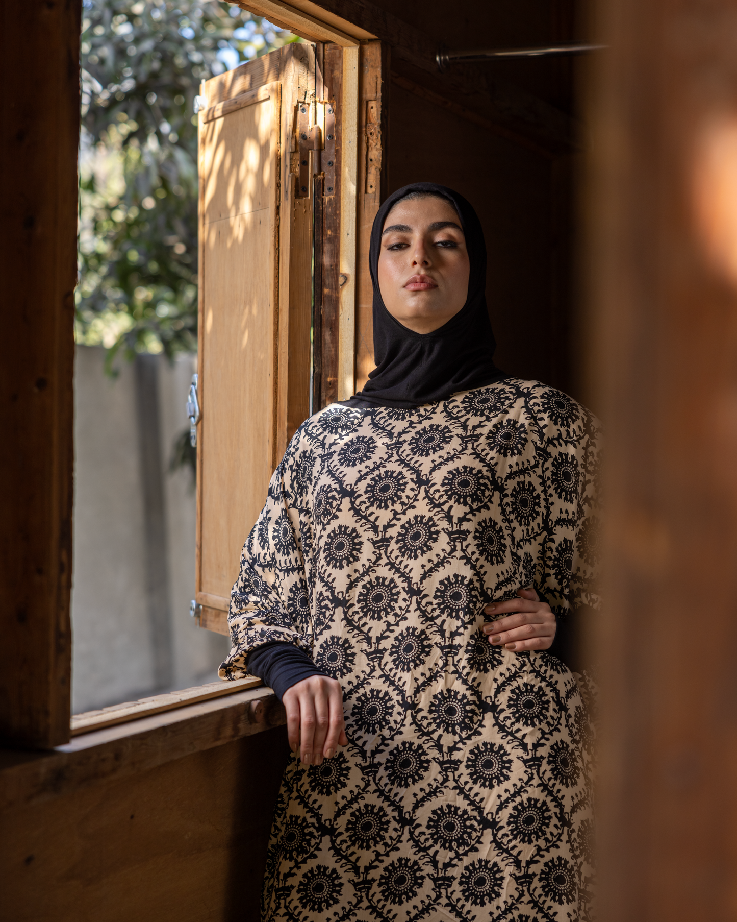 Cotton viscose Esdal beige& Black Code 333
