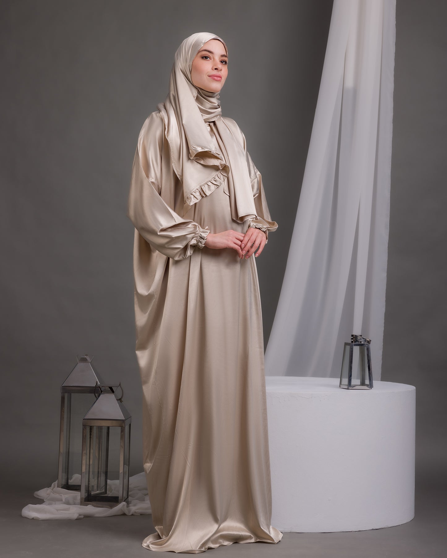 Satin Prayer Wear Beige