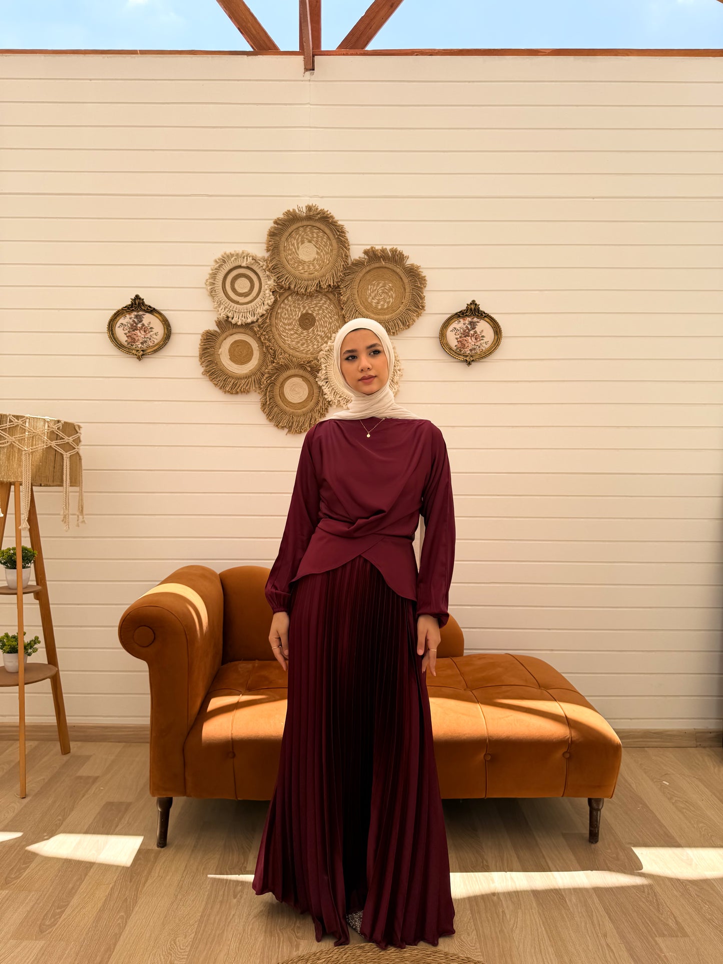 Cross Wrapped Pleated Set
C306 Burgundy