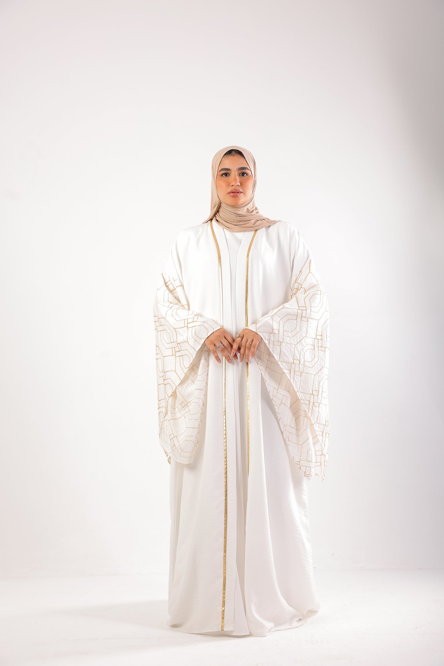 kaftan made of imported linen with elegant embroidery ✨Code 505 OffWhite