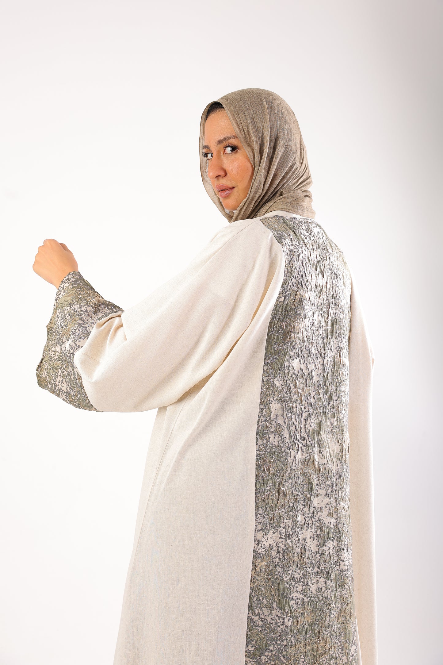 Elegant Shimmer Caftan – Code 511 Off White