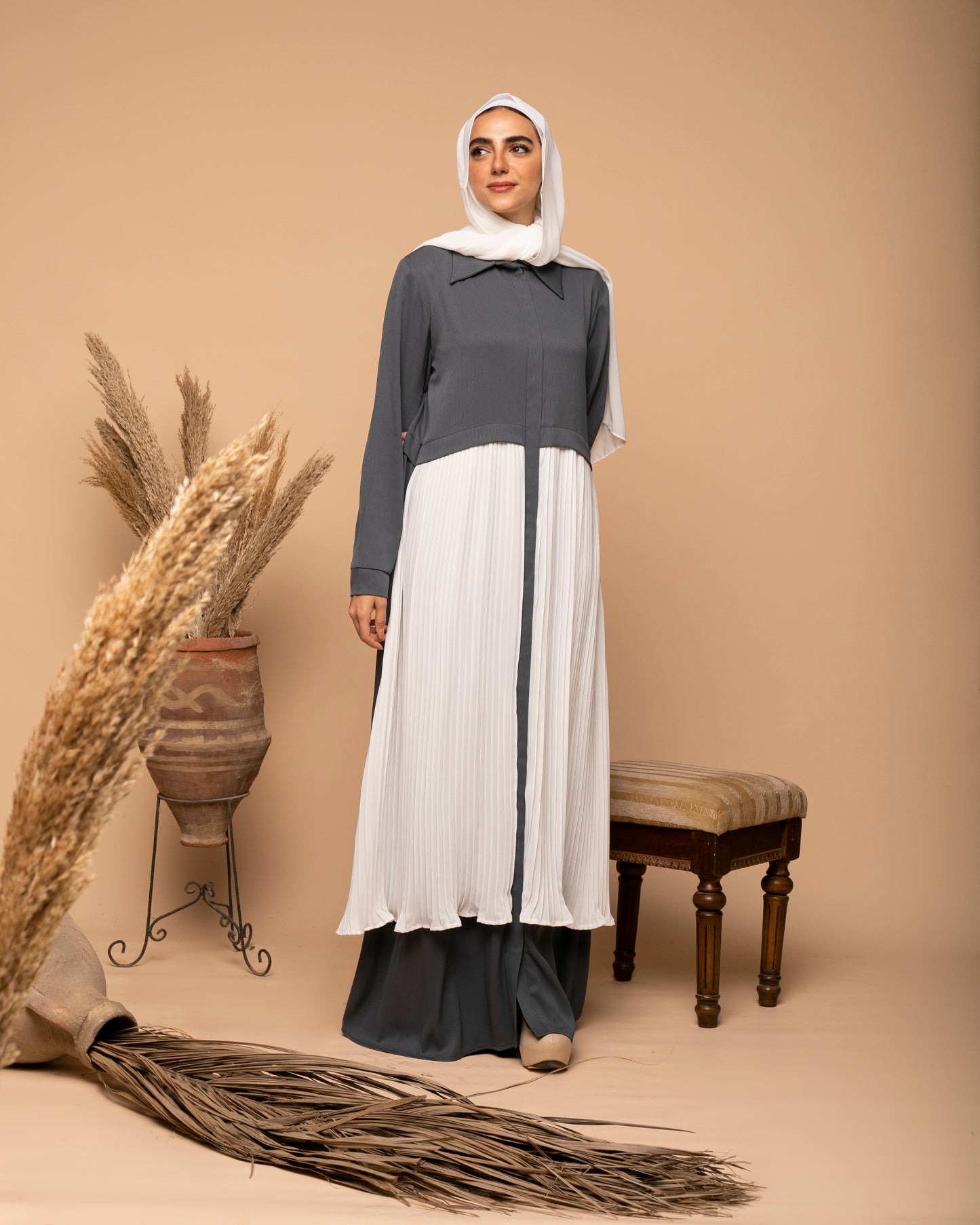 Abaya Code 115 Grey