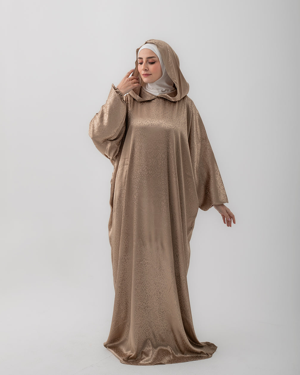 Moroccan Satin Prayer Wear Cafe