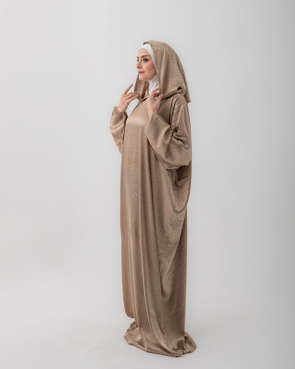 Moroccan Satin Prayer Wear Cafe