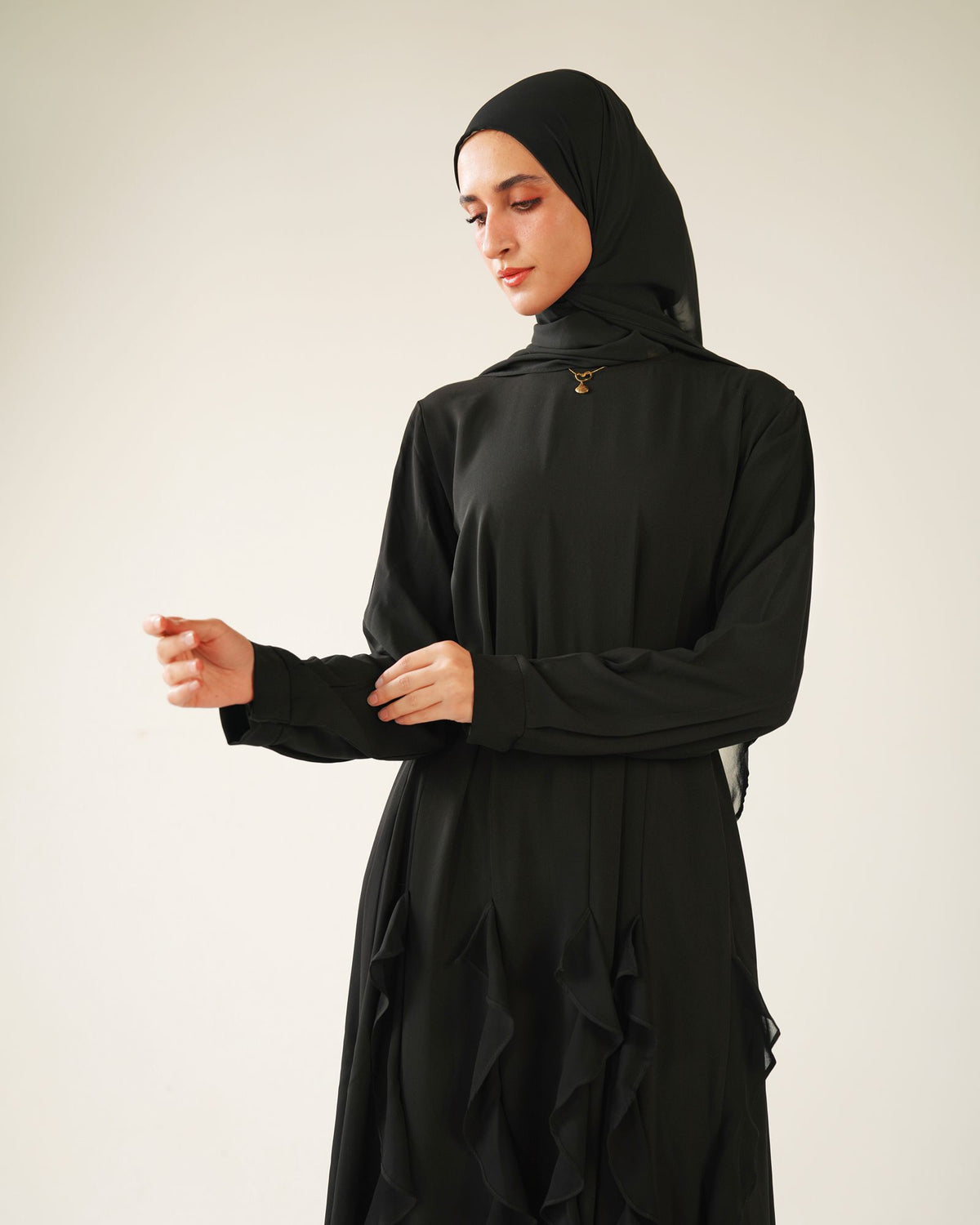 Violette Abaya C702