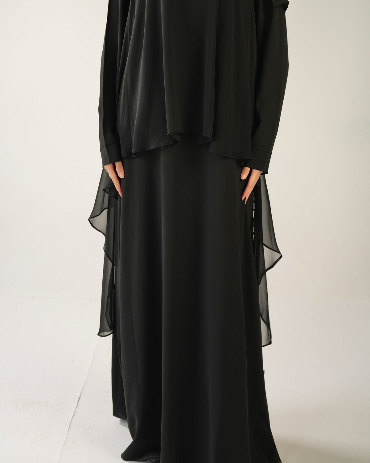 Falling Veil Abaya C607