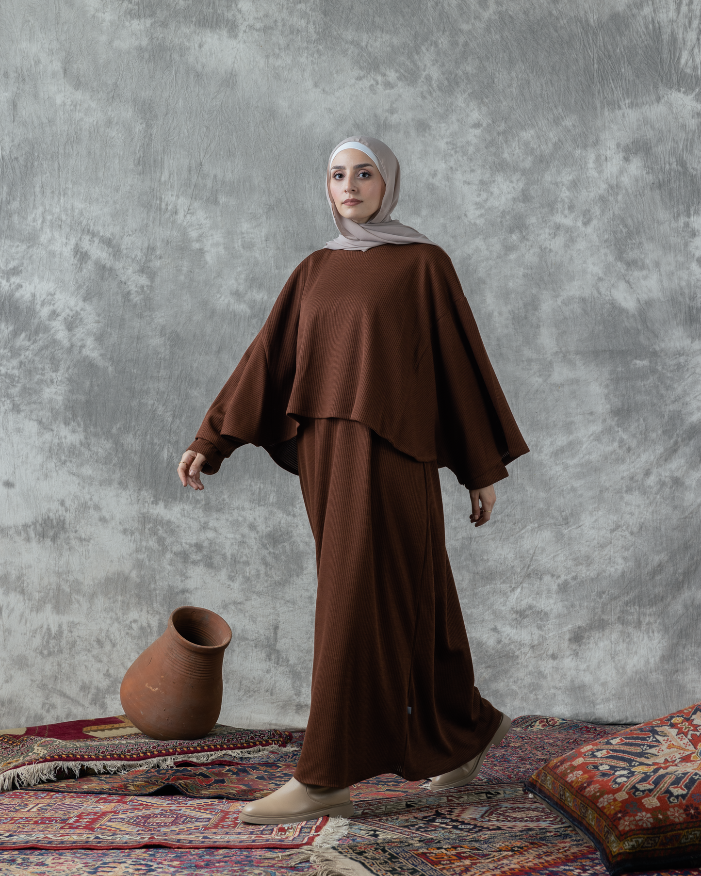 Rib wool dress& cape code FW90 brown