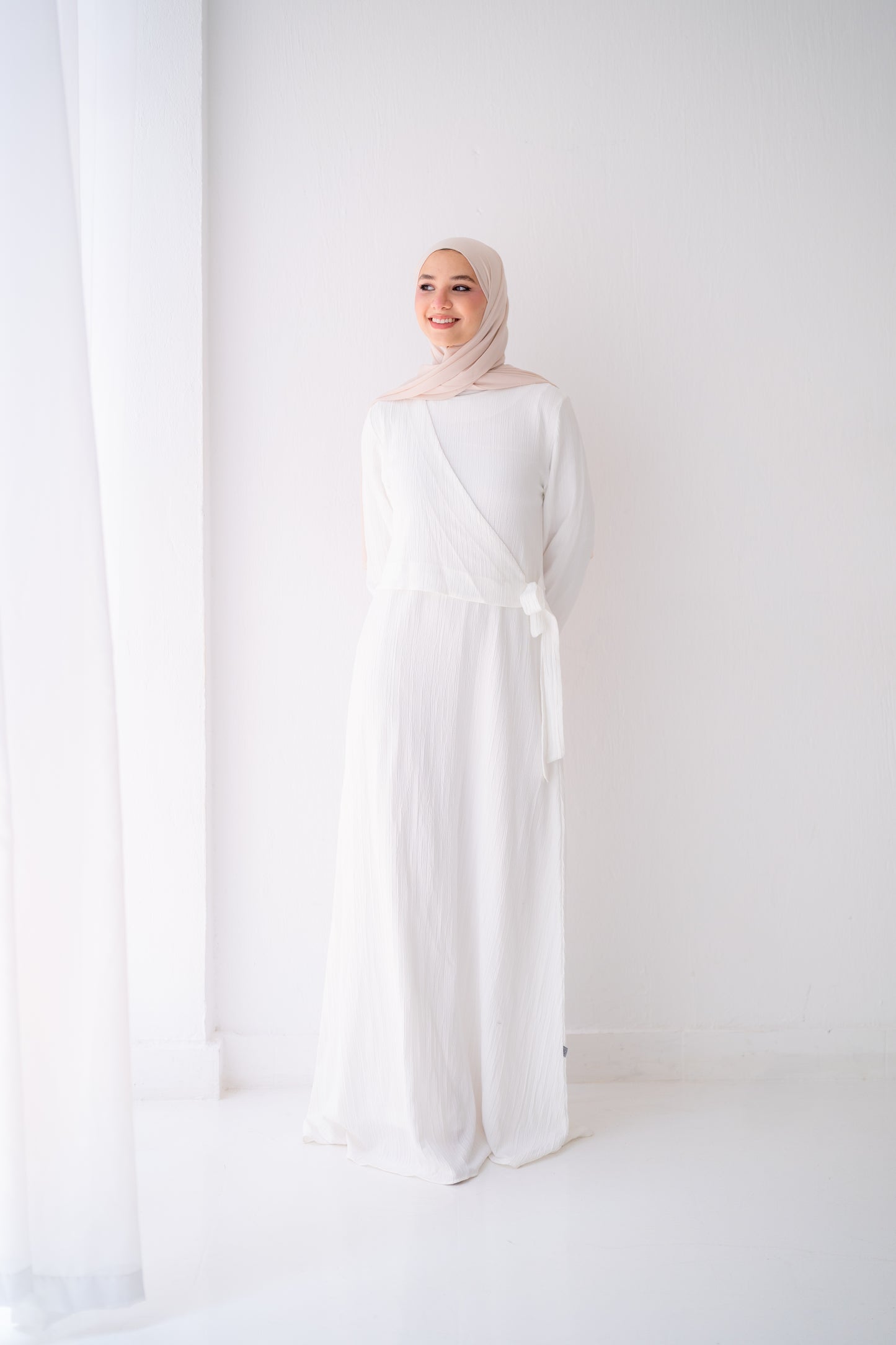 Rosy Soft Crinkle Wrap Dress Code 400 white