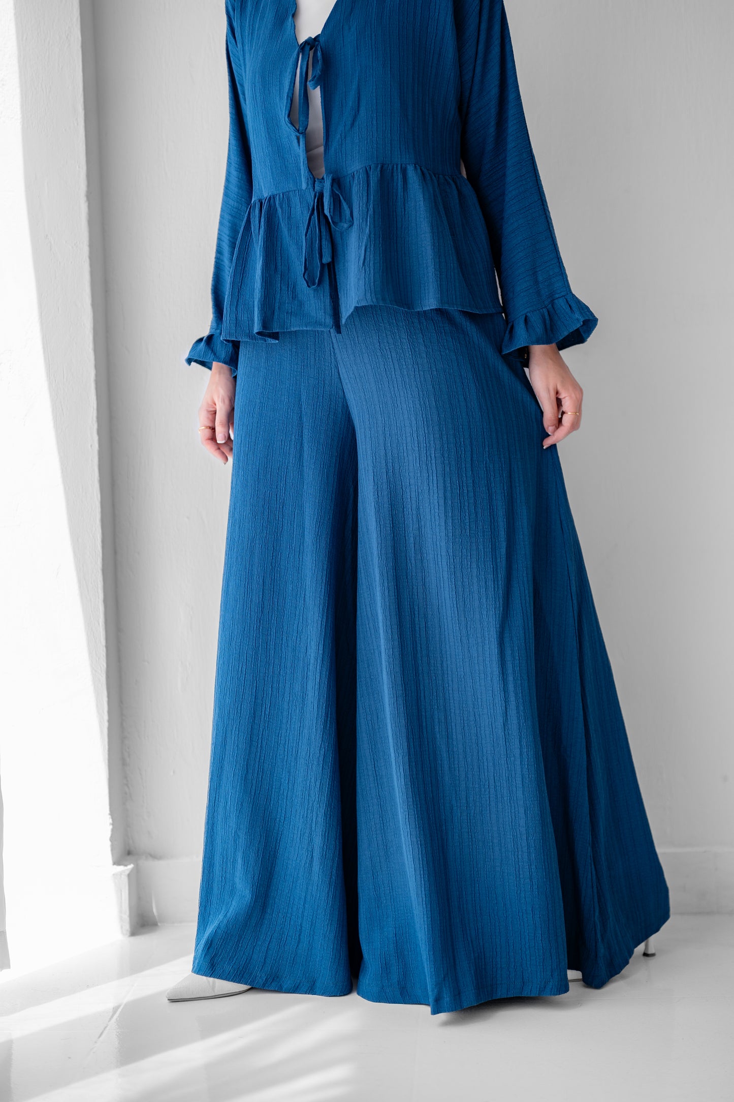 Soft Crinkle wide-leg Pants Code 95 Royal Blue