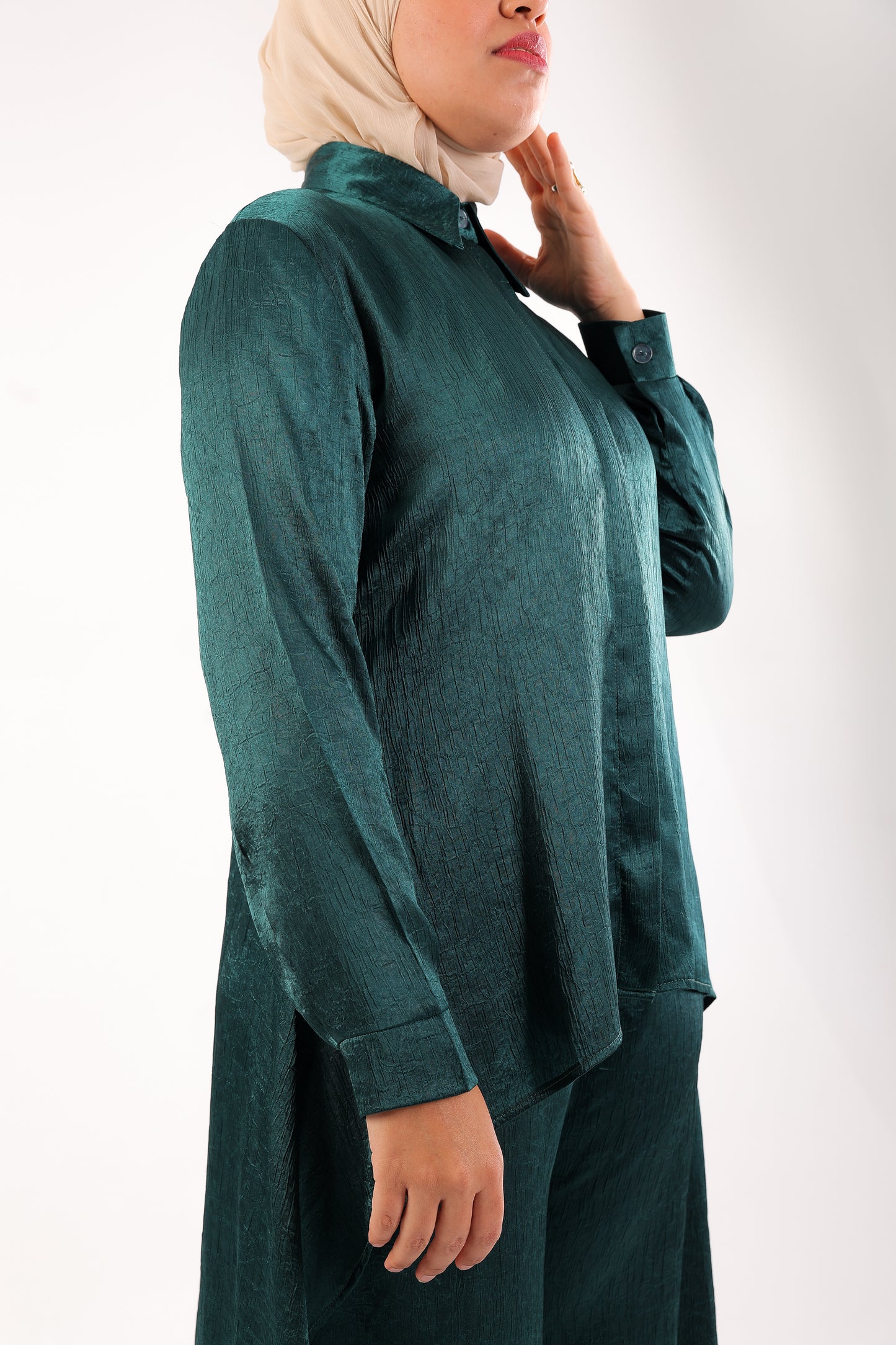 Silk Wide-Leg Set – Code 4695
Green