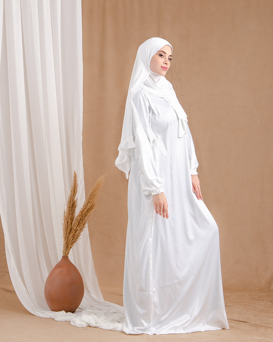 Satin Prayer Wear Offwhite